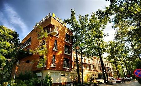 Hotel Moscicki Spala Exterior photo